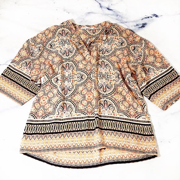Violet + Claire Orange Quatrefoil Geometric Blouse - Picture 1 of 8